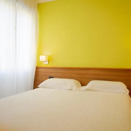 Mistral2 Hotel Oristano Exterior photo